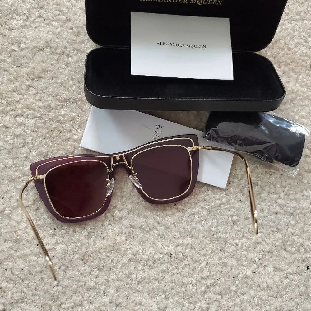ALEXANDER MCQUEEN Unisex AMO234SA 54mm